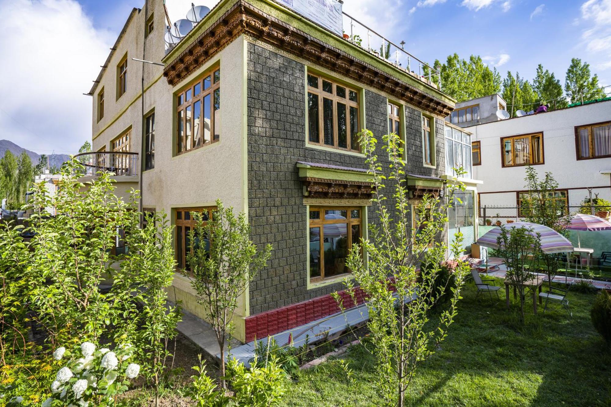 Rainbow Holiday Home 列城 外观 照片